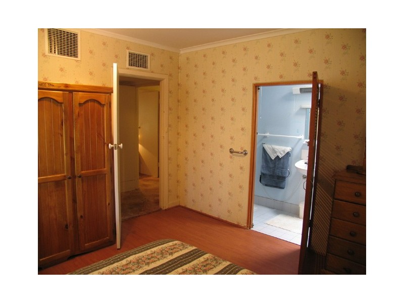 24 ABERFELDY AVENUE, Edwardstown SA 5039