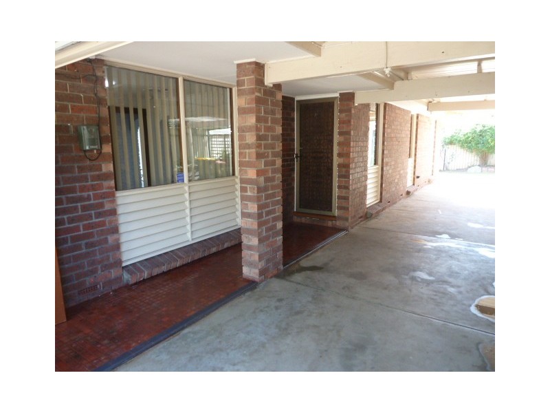 42 Columbia Crescent, Hallett Cove SA 5158