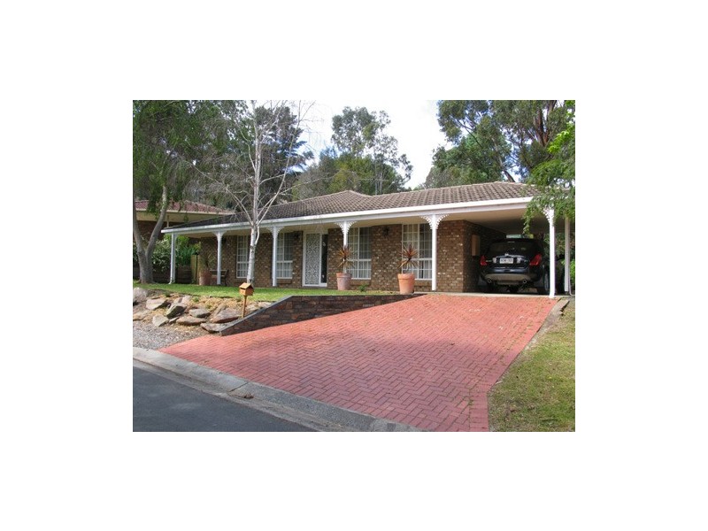 9  LENNON LODGE LANE, Coromandel Valley SA 5051