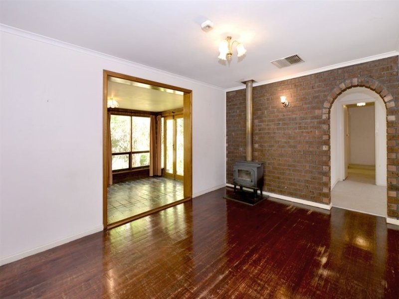 12 Woodburn Avenue, Hawthorndene SA 5051