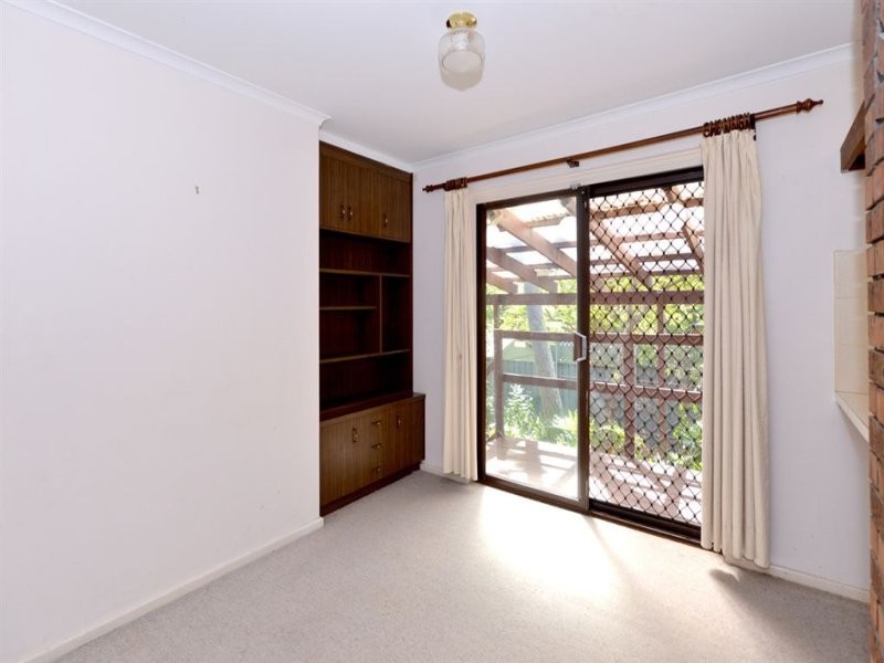 12 Woodburn Avenue, Hawthorndene SA 5051