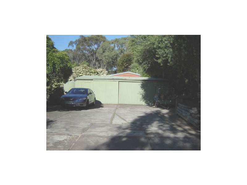 6 SANDOW CRESCENT, Coromandel Valley SA 5051