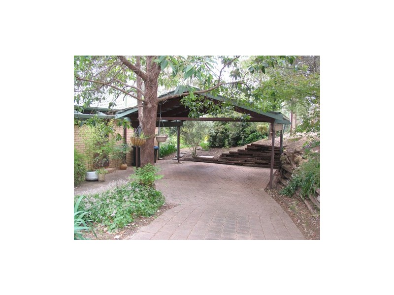 25 SUN VALLEY DRIVE, Glenalta SA 5052