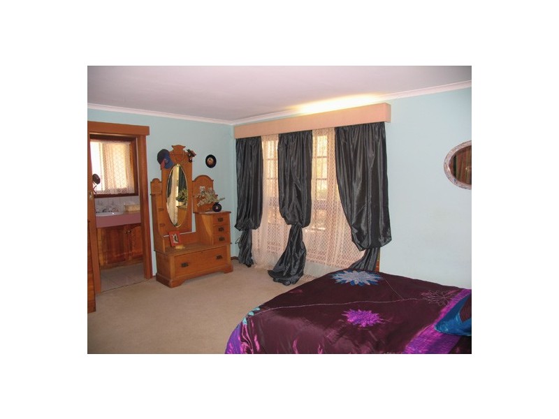 17 TALLAROOK ROAD, Hawthorndene SA 5051