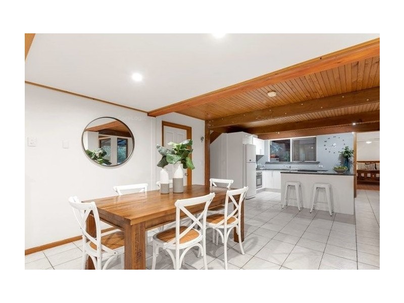 23 Sandow Cres, Coromandel Valley SA 5051