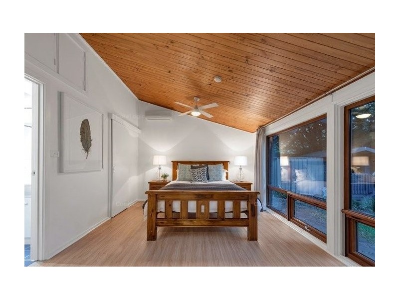 23 Sandow Cres, Coromandel Valley SA 5051