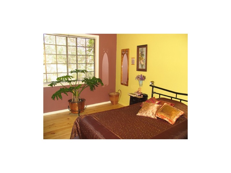 8 MARY STREET, Eden Hills SA 5050