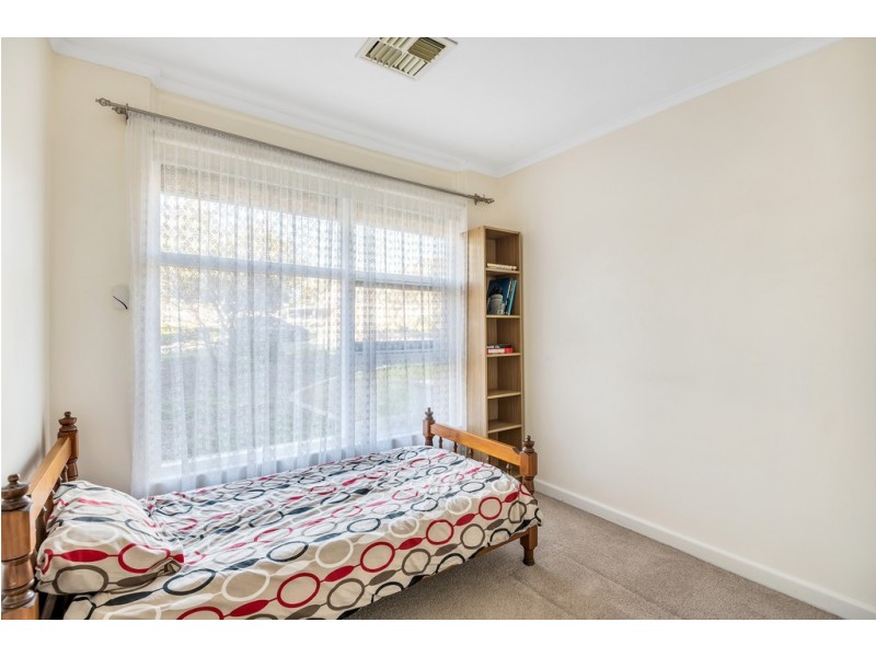 8 Eden Avenue, Bellevue Heights SA 5050