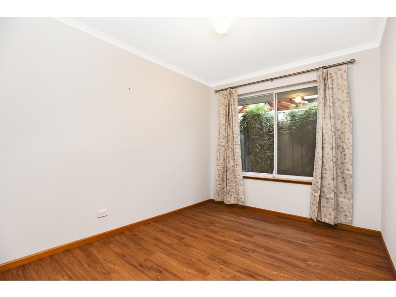 23 Shillabeer Cres, Woodcroft SA 5162