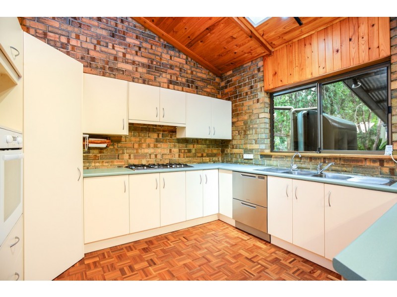 19 Gum Grove, Belair SA 5052