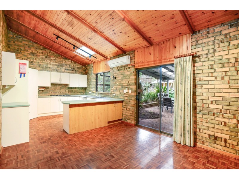 19 Gum Grove, Belair SA 5052