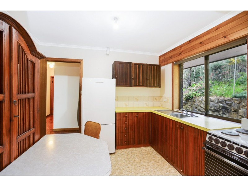 19 Gum Grove, Belair SA 5052