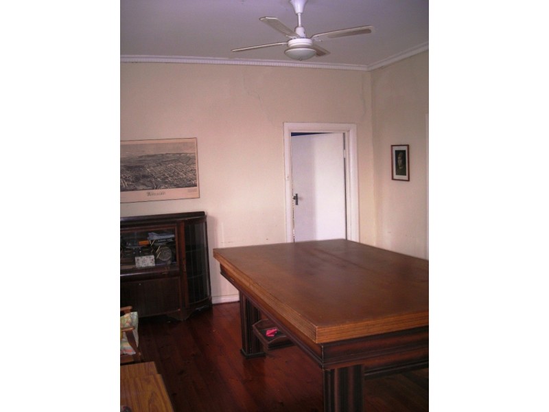 5 BARNETT AVENUE, St Marys SA 5042