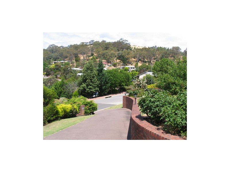 28 HILLSDALE AVENUE, Coromandel Valley SA 5051