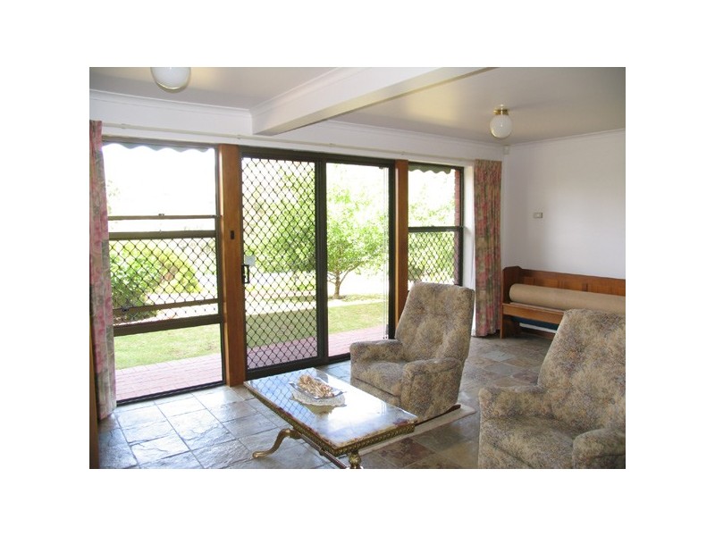 28 HILLSDALE AVENUE, Coromandel Valley SA 5051