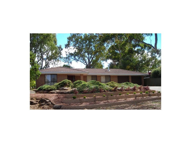 32 HORSESHOE DRIVE, Aberfoyle Park SA 5159