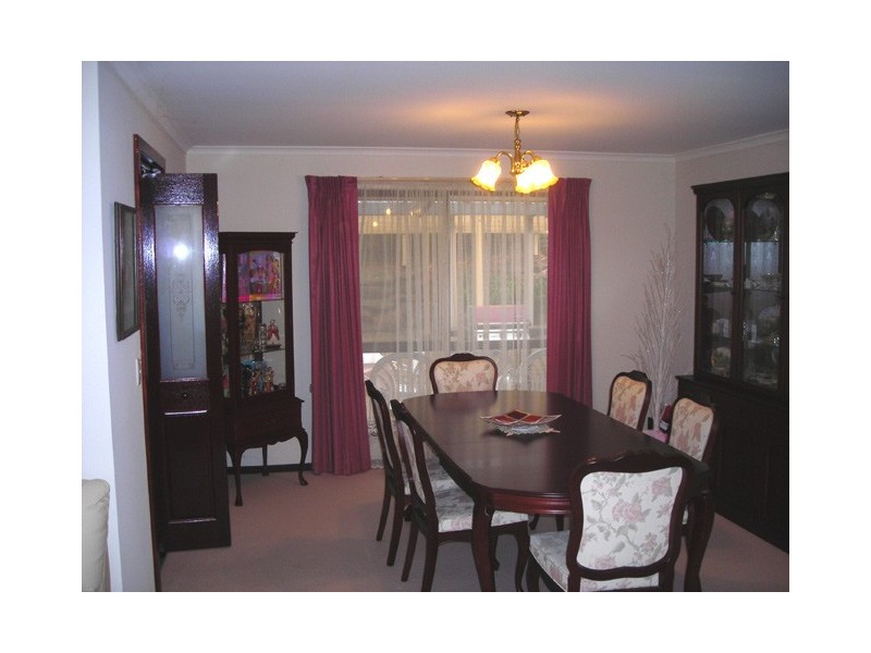 32 HORSESHOE DRIVE, Aberfoyle Park SA 5159