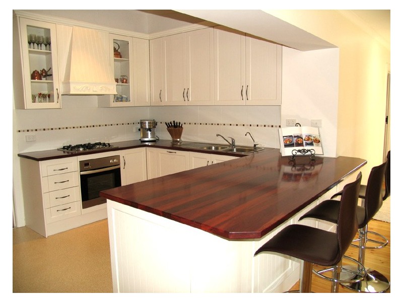 11 DUMBARTON AVENUE, Edwardstown SA 5039