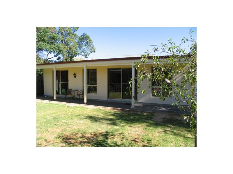 11 DUMBARTON AVENUE, Edwardstown SA 5039