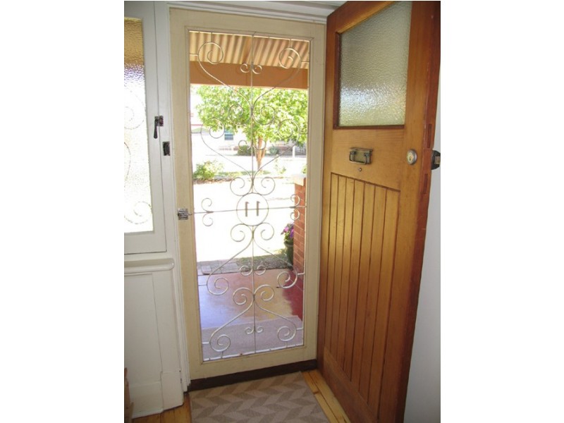 11 DUMBARTON AVENUE, Edwardstown SA 5039