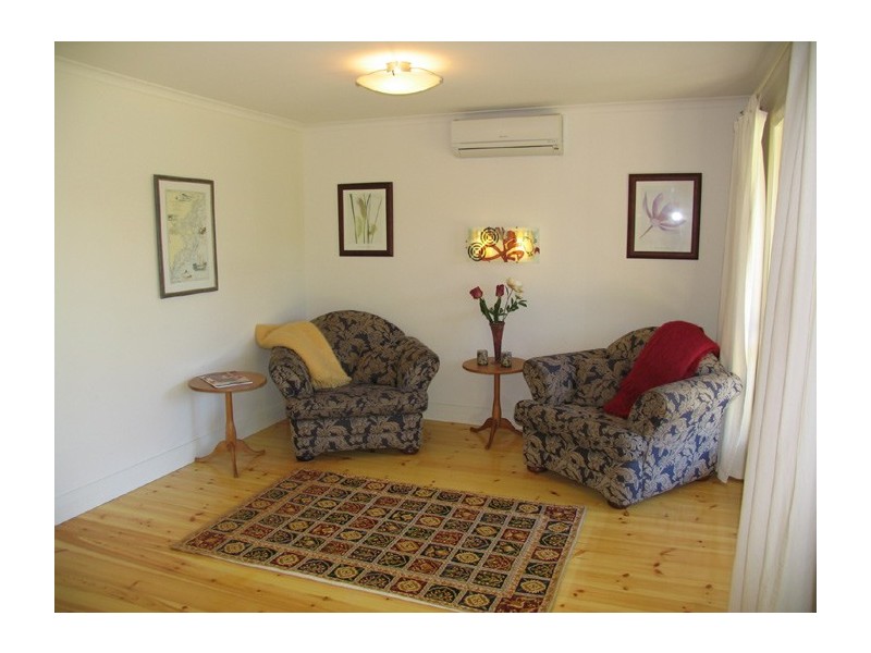 11 DUMBARTON AVENUE, Edwardstown SA 5039