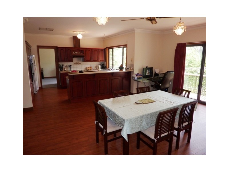 32 SHANNON CRESCENT, Coromandel Valley SA 5051