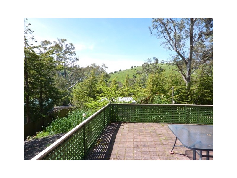 32 SHANNON CRESCENT, Coromandel Valley SA 5051