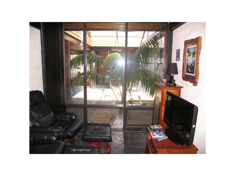 6 Yalanda Street, Eden Hills SA 5050