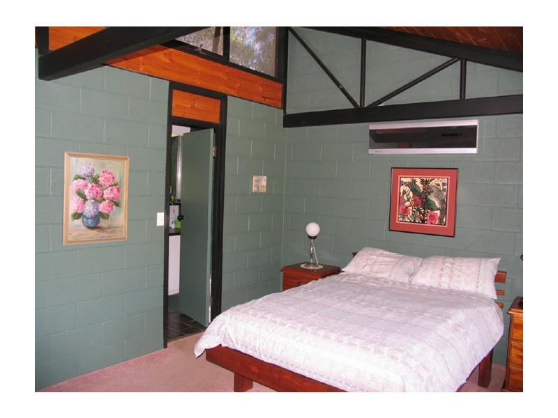 6 Yalanda Street, Eden Hills SA 5050