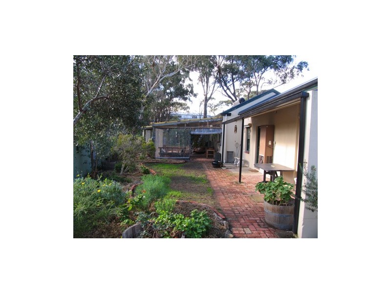 285 Shepherds Hill Road, Eden Hills SA 5050