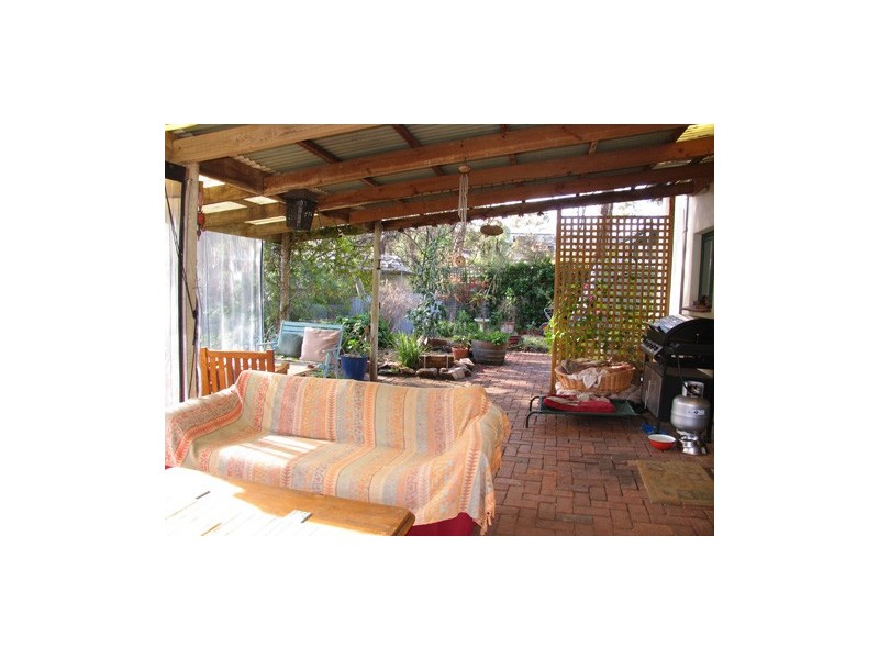 285 Shepherds Hill Road, Eden Hills SA 5050