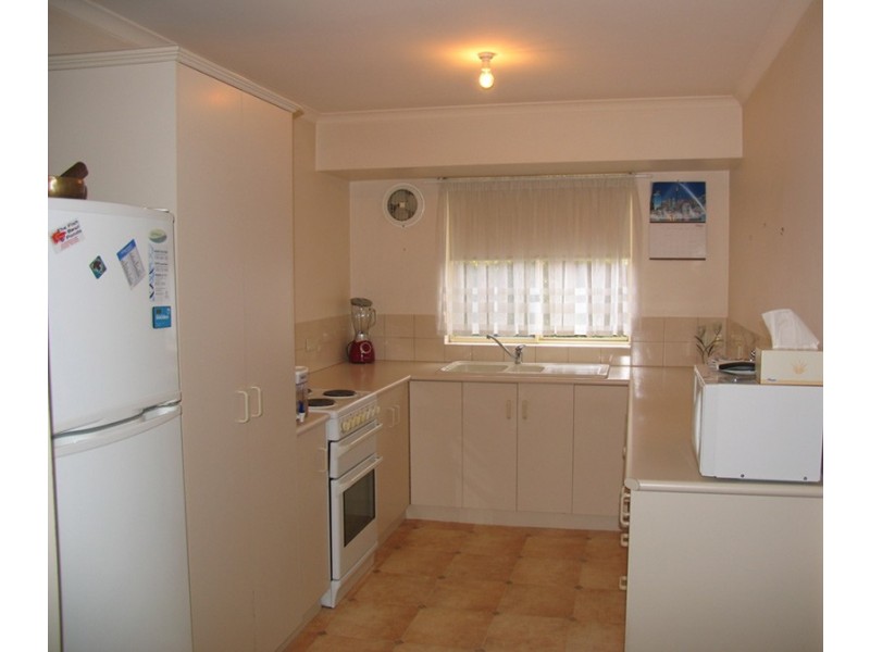 1 / 21  Oak Avenue, Clovelly Park SA 5042