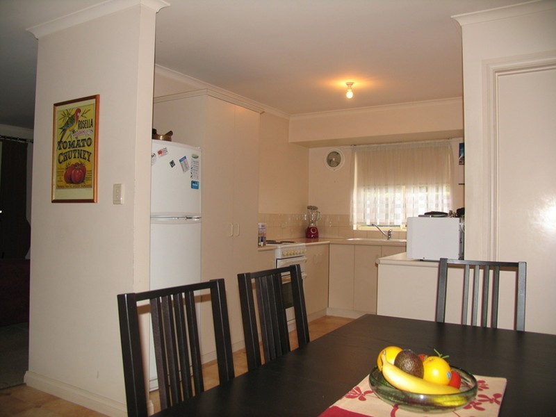 1 / 21  Oak Avenue, Clovelly Park SA 5042