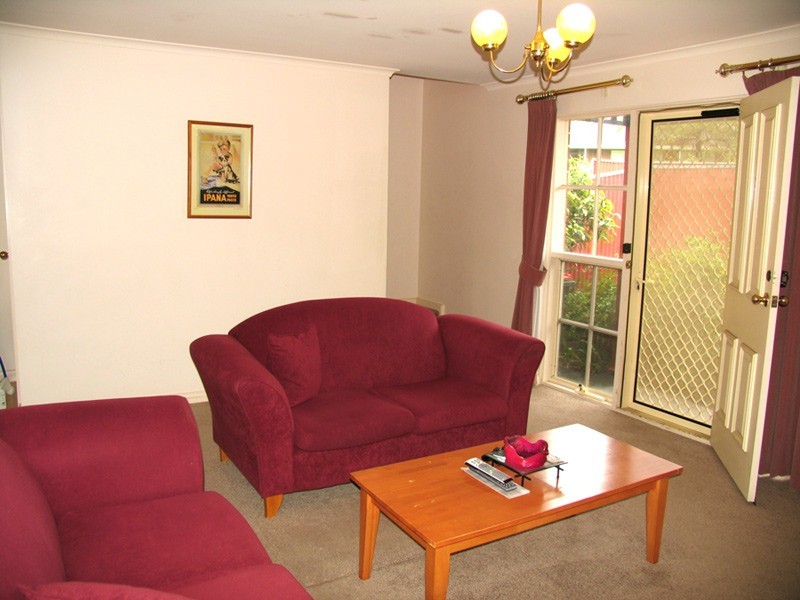 1 / 21  Oak Avenue, Clovelly Park SA 5042