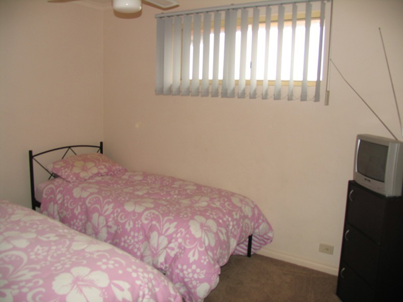 1 / 21  Oak Avenue, Clovelly Park SA 5042