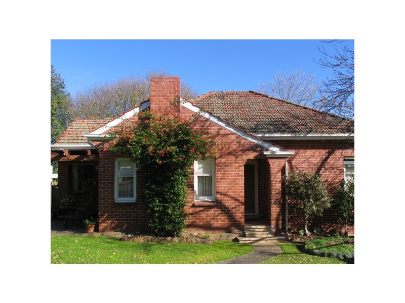 34 Emily Avenue, Clapham SA 5062