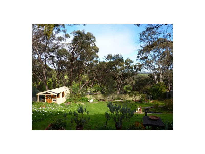 254 Shepherds Hill Road, Eden Hills SA 5050