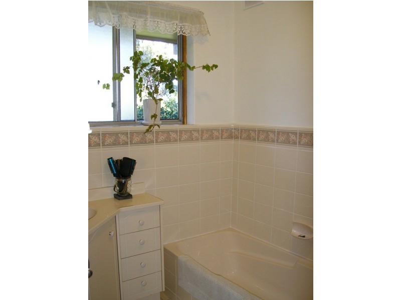 254 Shepherds Hill Road, Eden Hills SA 5050