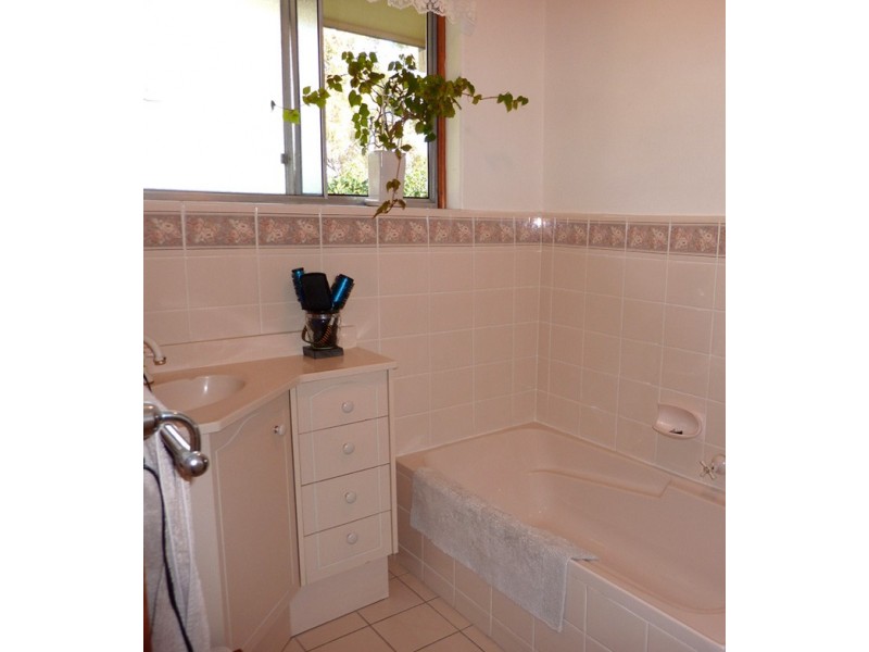 254 Shepherds Hill Road, Eden Hills SA 5050