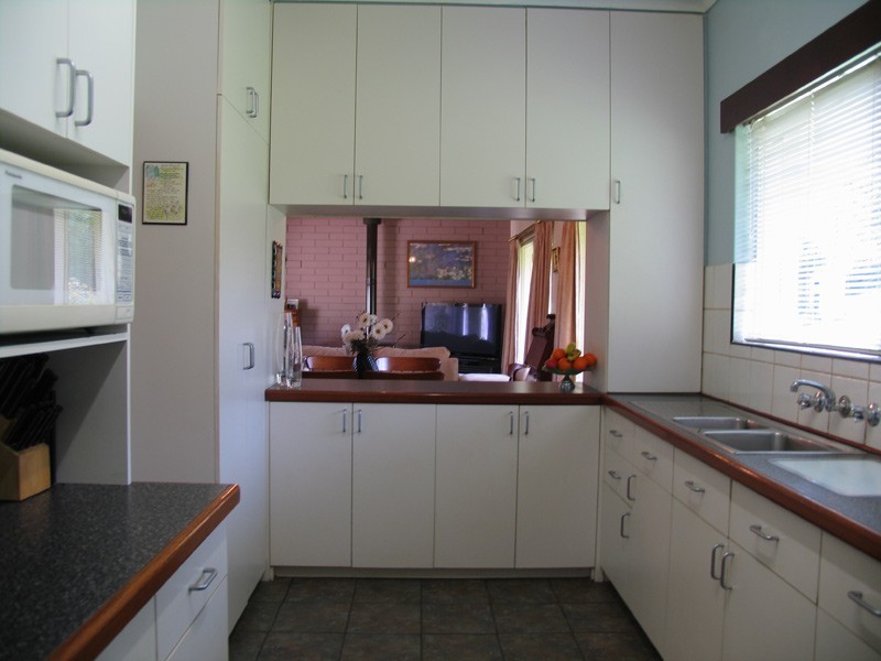 4 Surrey Street, Hawthorndene SA 5051