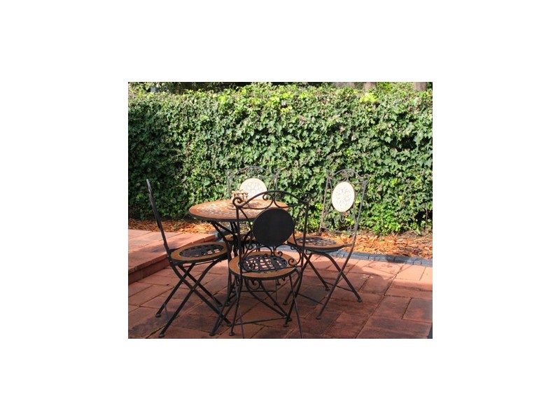 4 Surrey Street, Hawthorndene SA 5051