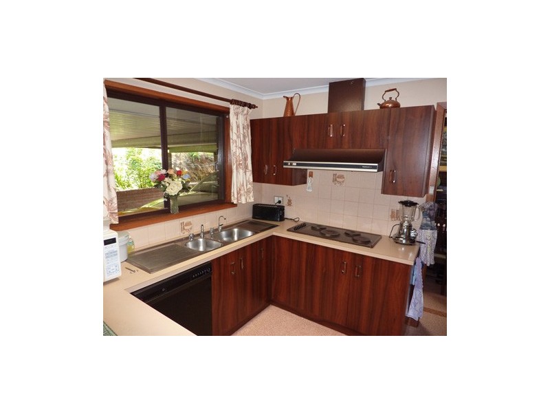 21 Gum Grove, Belair SA 5052