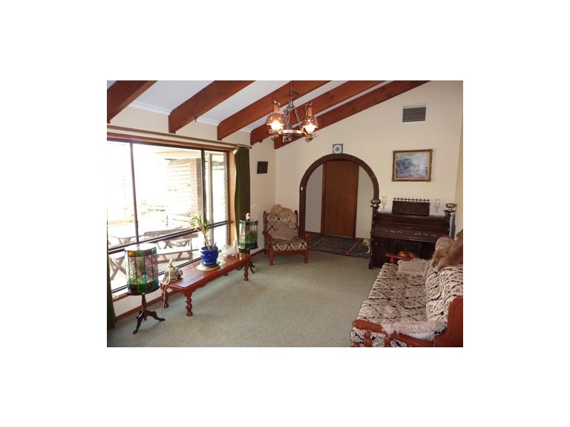 21 Gum Grove, Belair SA 5052