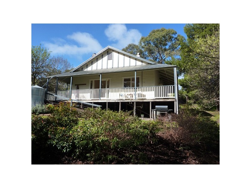 5 Barunga Street, Eden Hills SA 5050