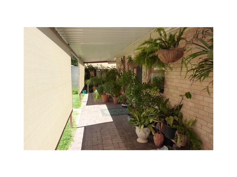 5 Stirling Drive, Morphett Vale SA 5162