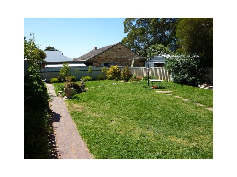 5 Stirling Drive, Morphett Vale SA 5162