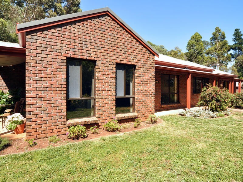 7 Sittella Crescent, Coromandel Valley SA 5051