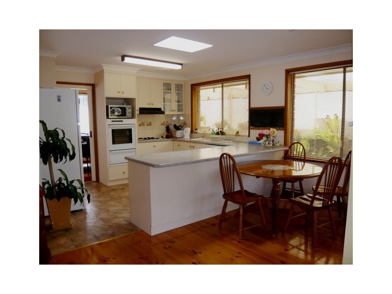 22 GREENLOOP CRES, Huntfield Heights SA 5163