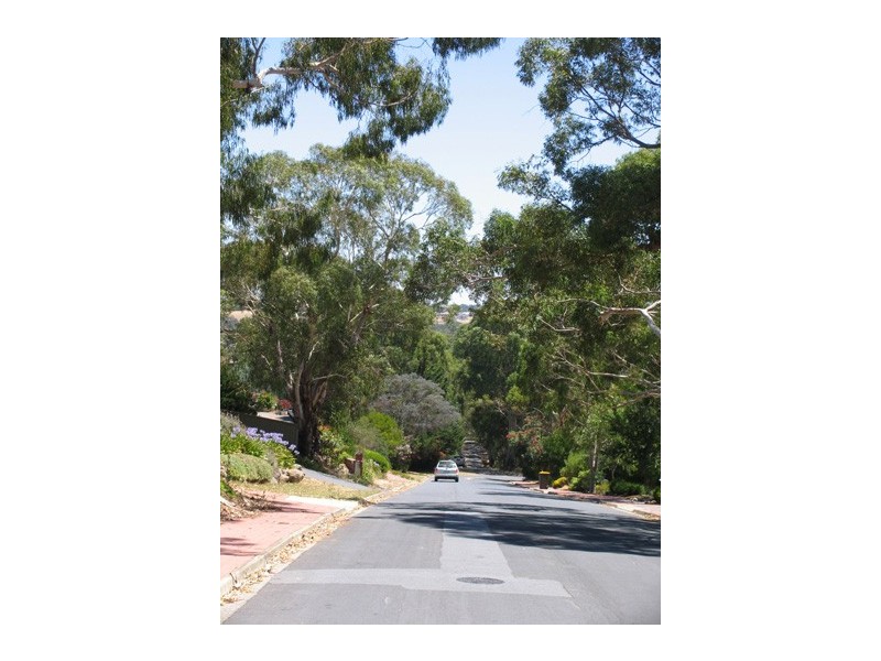 51a Oakridge Road, Aberfoyle Park SA 5159