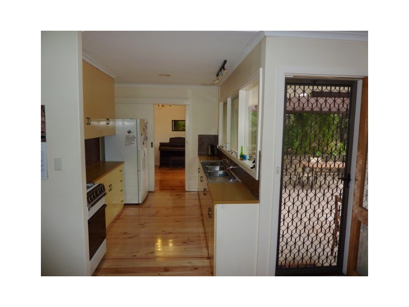 10 Hamilton Cres, Aberfoyle Park SA 5159
